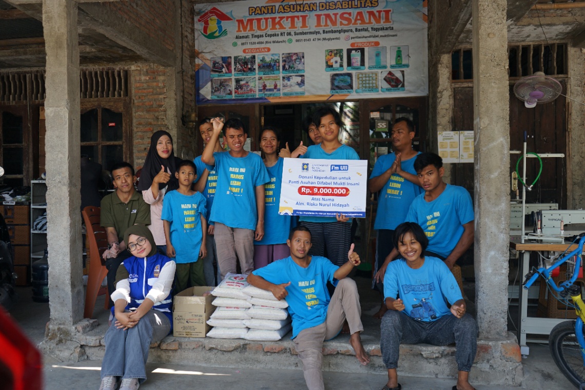 LAZIS Unisia Salurkan Bantuan untuk PA Difabel Mukti Insani Amanah Alumni Teknik Industri UII 2004